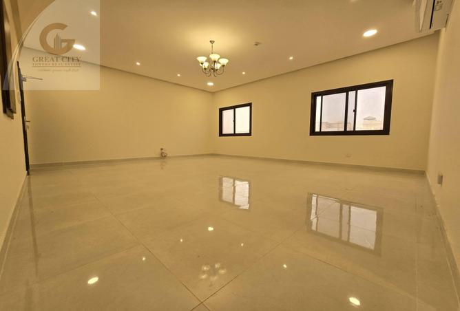 977986 - Property Image 2