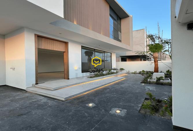 830930 - Property Image 2