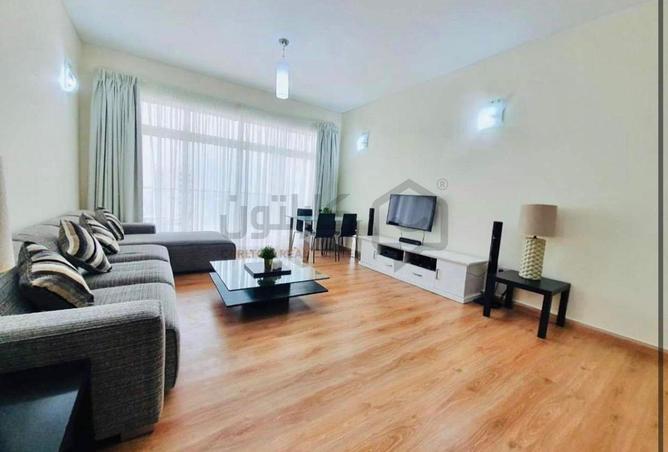 960202 - Property Image 2