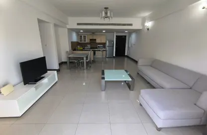 Apartment - 2 Bedrooms - 2 Bathrooms for rent in Al Juffair - Capital Governorate