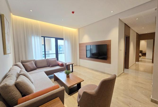 952408 - Property Image 2
