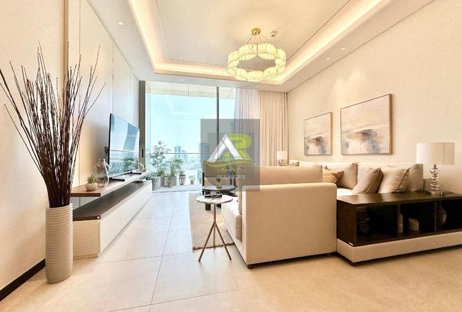 952598 - Property Image 2