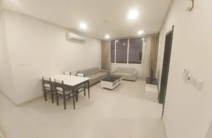 شقة - 2 غرف نوم - 3 حمامات للايجار في الحد - المحرق