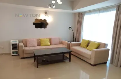 Living Room image for: Apartment - 2 Bedrooms - 2 Bathrooms for sale in Tala Island - Amwaj Islands - Muharraq Governorate, Image 1