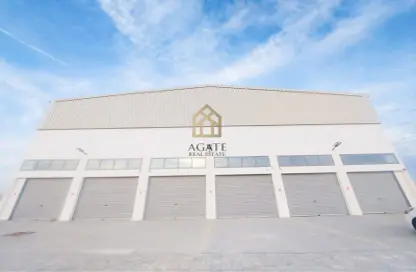 Warehouse - Studio - 1 Bathroom for rent in Sitra - Central Governorate