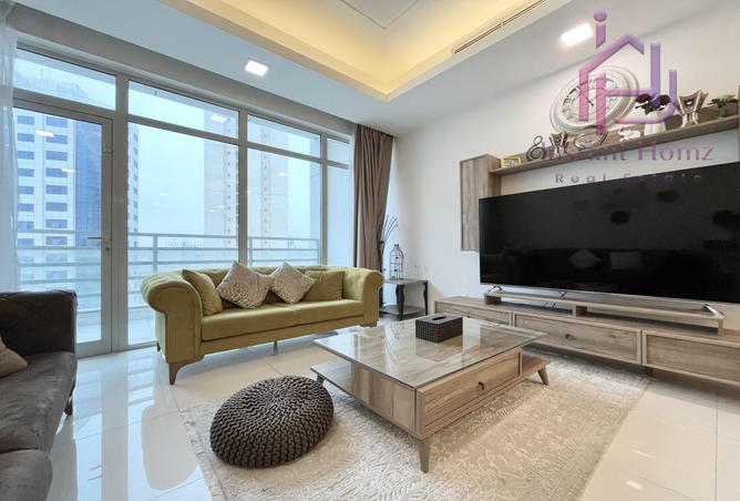 985618 - Property Image 2