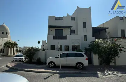 Villa - 4 Bedrooms - 5 Bathrooms for sale in Diyar Al Muharraq - Muharraq Governorate