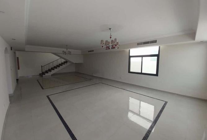 959864 - Property Image 2