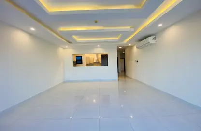 Apartment - 2 Bedrooms - 3 Bathrooms for rent in Saar - Northern Governorate