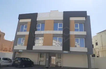 عمارة بالكامل - 8 غرف نوم - 8 حمامات للبيع في الحجيات - الرفاع - المحافظة الجنوبية