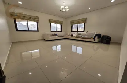 Apartment - 3 Bedrooms - 2 Bathrooms for rent in Saar - Northern Governorate