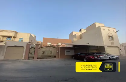 فيلا - 5 غرف نوم - 7 حمامات للبيع في المحرق - المحرق