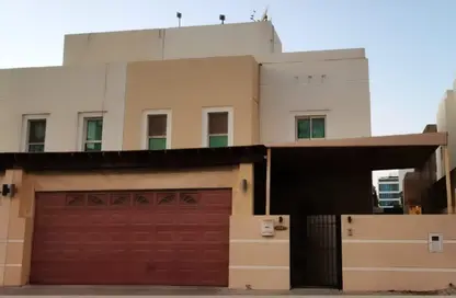 Villa - 4 Bedrooms - 5 Bathrooms for sale in Saar - Northern Governorate