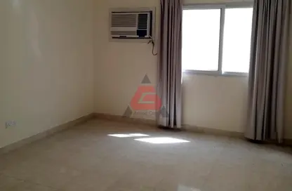 Empty Room image for: Apartment - 2 Bedrooms - 2 Bathrooms for rent in Ras Rumman - Manama - Capital Governorate, Image 1