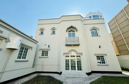 Whole Building - Studio - 7 Bathrooms for rent in Mahooz - Manama - Capital Governorate