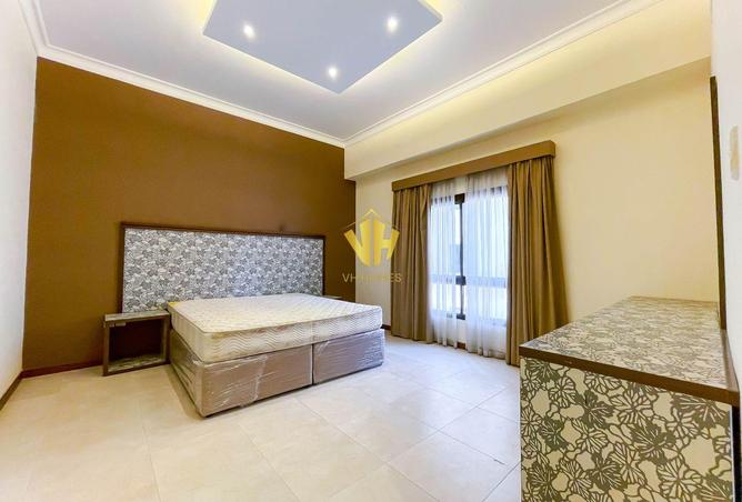 969311 - Property Image 2