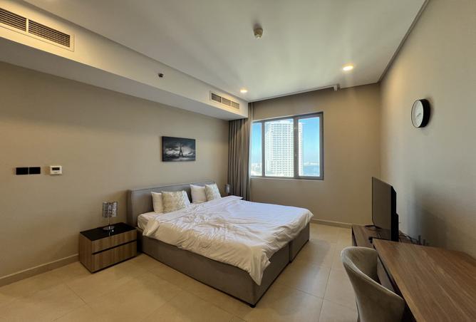 983678 - Property Image 2