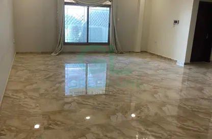 فيلا - 4 غرف نوم - 4 حمامات للايجار في الرفاع الشمالي - الرفاع - المحافظة الجنوبية