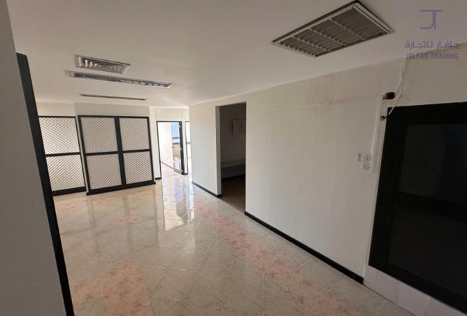 974078 - Property Image 2