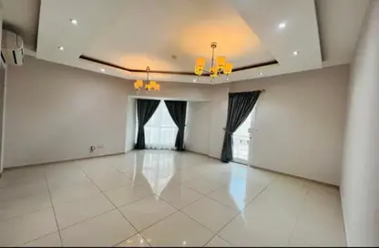 Apartment - 2 Bedrooms - 2 Bathrooms for rent in Hidd - Muharraq Governorate