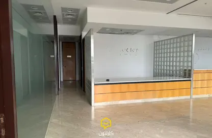 Show Room - Studio - 1 Bathroom for rent in Diplomatic Area - Manama - Capital Governorate