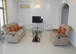 صورةغرفة المعيشة لـ: فيلا - 3 غرف نوم - 3 حمامات للكراء في الماحوز - المنامة - محافظة العاصمة, صورة 1