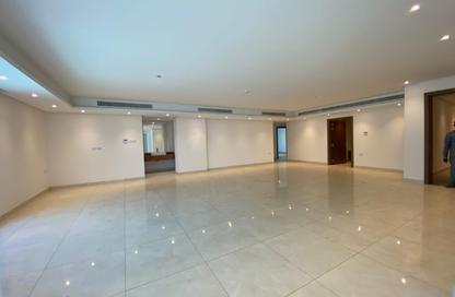 Apartment - 3 Bedrooms - 4 Bathrooms for sale in Hidd - Muharraq Governorate