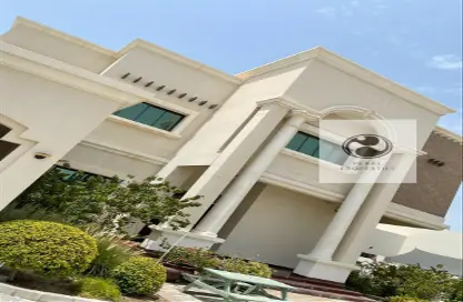 Villa - 6 Bedrooms - 7 Bathrooms for rent in Saar - Northern Governorate