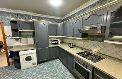 Apartment - 2 Bedrooms - 2 Bathrooms for rent in Al Juffair - Capital Governorate