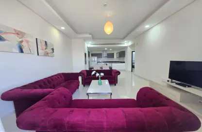 Apartment - 2 Bedrooms - 2 Bathrooms for rent in Sanabis - Manama - Capital Governorate