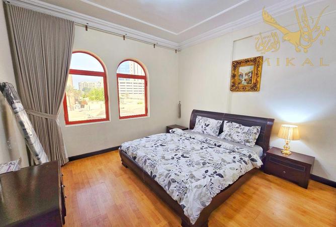 970597 - Property Image 2