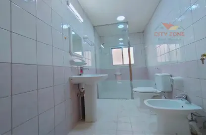 فيلا - 3 غرف نوم - 4 حمامات للايجار في العدلية - المنامة - محافظة العاصمة