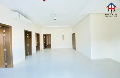 Apartment - 2 Bedrooms - 2 Bathrooms for rent in Zinj - Manama - Capital Governorate
