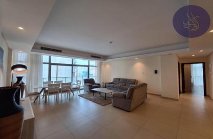 Apartment - 2 Bedrooms - 3 Bathrooms for rent in Busaiteen - Muharraq Governorate