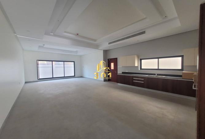 966141 - Property Image 3