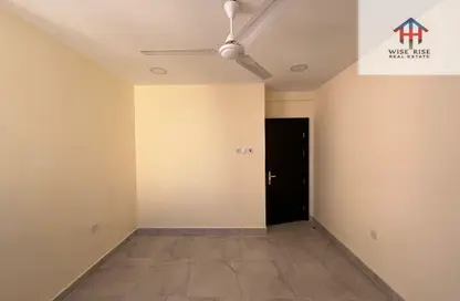 Apartment - 2 Bedrooms - 1 Bathroom for rent in Salmaniya - Manama - Capital Governorate Apartment - 2 Bedrooms - 1 Bathroom for rent in Salmaniya - Manama - Capital Governorate