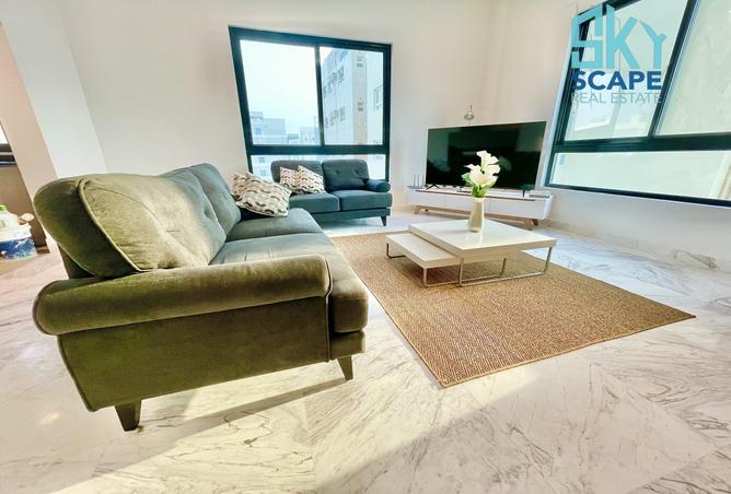 967793 - Property Image 2