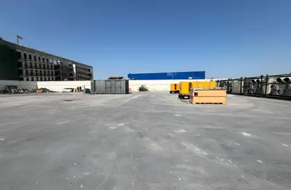 Warehouse - Studio - 2 Bathrooms for rent in Salmabad - Central Governorate