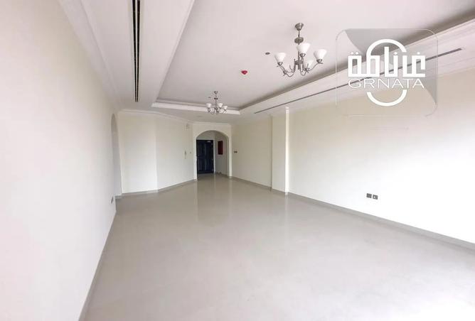 957151 - Property Image 3