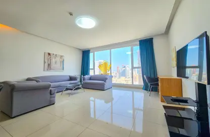 Apartment - 2 Bedrooms - 3 Bathrooms for rent in Al Juffair - Capital Governorate