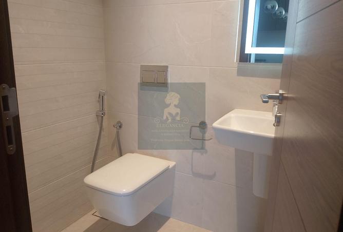 985155 - Property Image 2