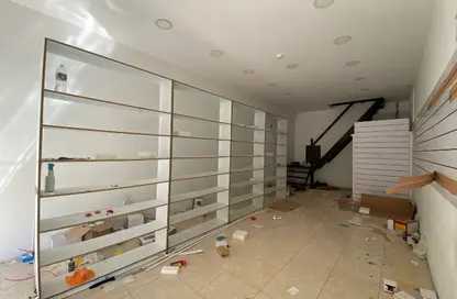 Shop - Studio - 1 Bathroom for rent in Bani Jamra - Northern Governorate