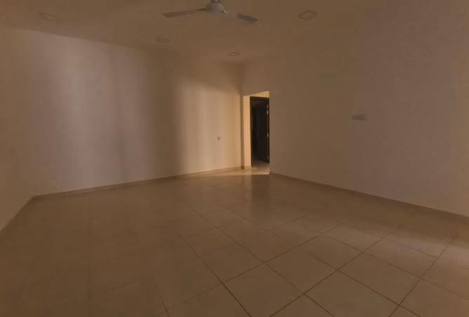 983468 - Property Image 2