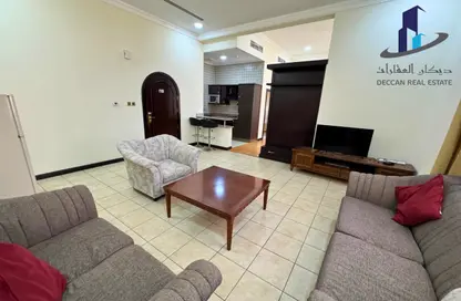 Apartment - Studio - 1 Bathroom for rent in Exhibition Road - Hoora - Capital Governorate