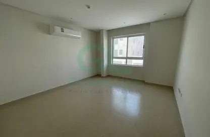 Apartment - 1 Bedroom - 1 Bathroom for rent in Hidd - Muharraq Governorate
