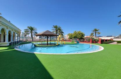 Compound - 4 Bedrooms - 4 Bathrooms for rent in Jannusan - Northern Governorate