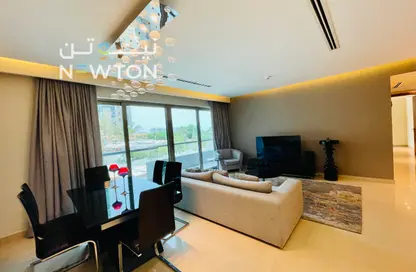 Apartment - 2 Bedrooms - 3 Bathrooms for rent in Reef Island - Capital Governorate