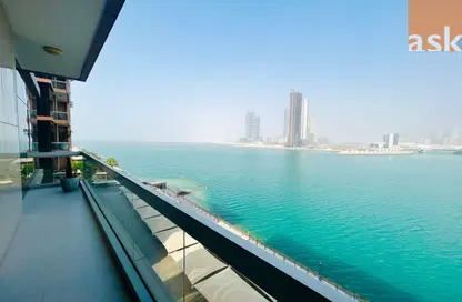 Apartment - 3 Bedrooms - 5 Bathrooms for rent in Reef Island - Capital Governorate