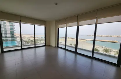 Apartment - 3 Bedrooms - 5 Bathrooms for rent in Marassi Shores Residences - Diyar Al Muharraq - Muharraq Governorate