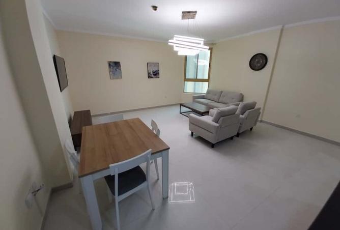 958306 - Property Image 2